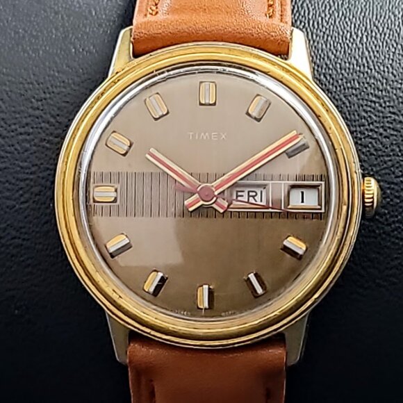 Vintage Men's Timex Day-Date Gold-Tone Mechanical Watch - Picture 1 of 6
